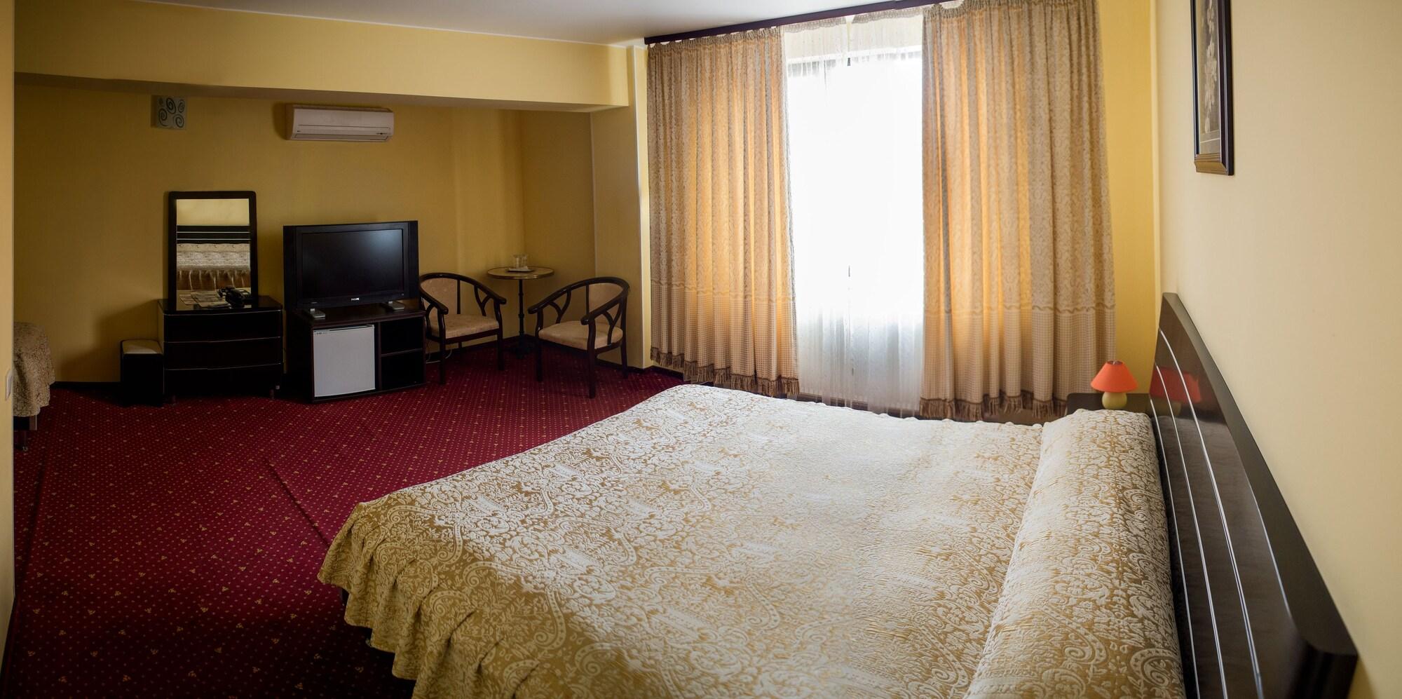 Hotel Regal Μπρασόβ Εξωτερικό φωτογραφία